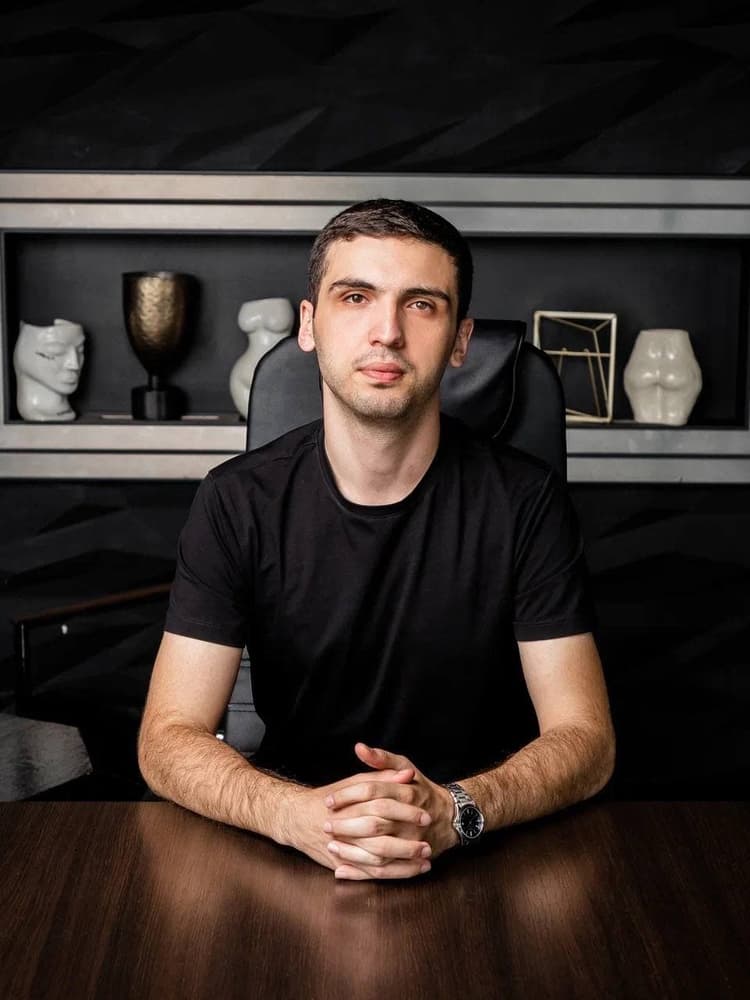 Ногмов Кантемир Азреталиевич
